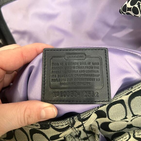 Y2K Coach Bleeker Double Pocket Patent Leather Signature Shoulder Bag Set - Picture 4 of 8